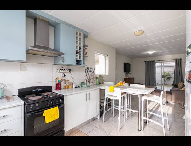 2 BEDROOM APARTMENT FOR SALE IN WEST BEACH